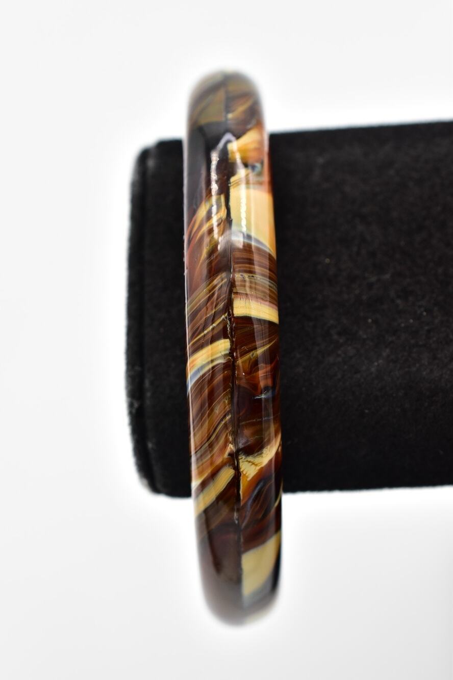 Vintage Brown Latte Amber Swirl Art Glass Bangle Bracelet Chunky Boho 1970s BinD